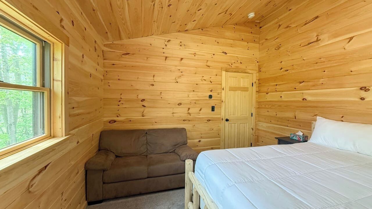 Photo of Bedroom in Birchview by the Saco