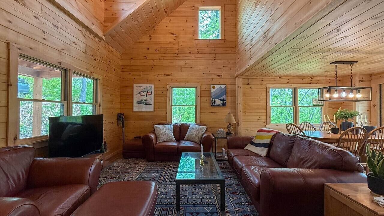 Photo of Livingroom in Birchview by the Saco
