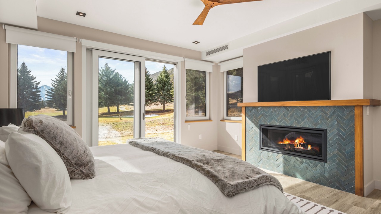 Photo of Bedroom in Aspen Glen