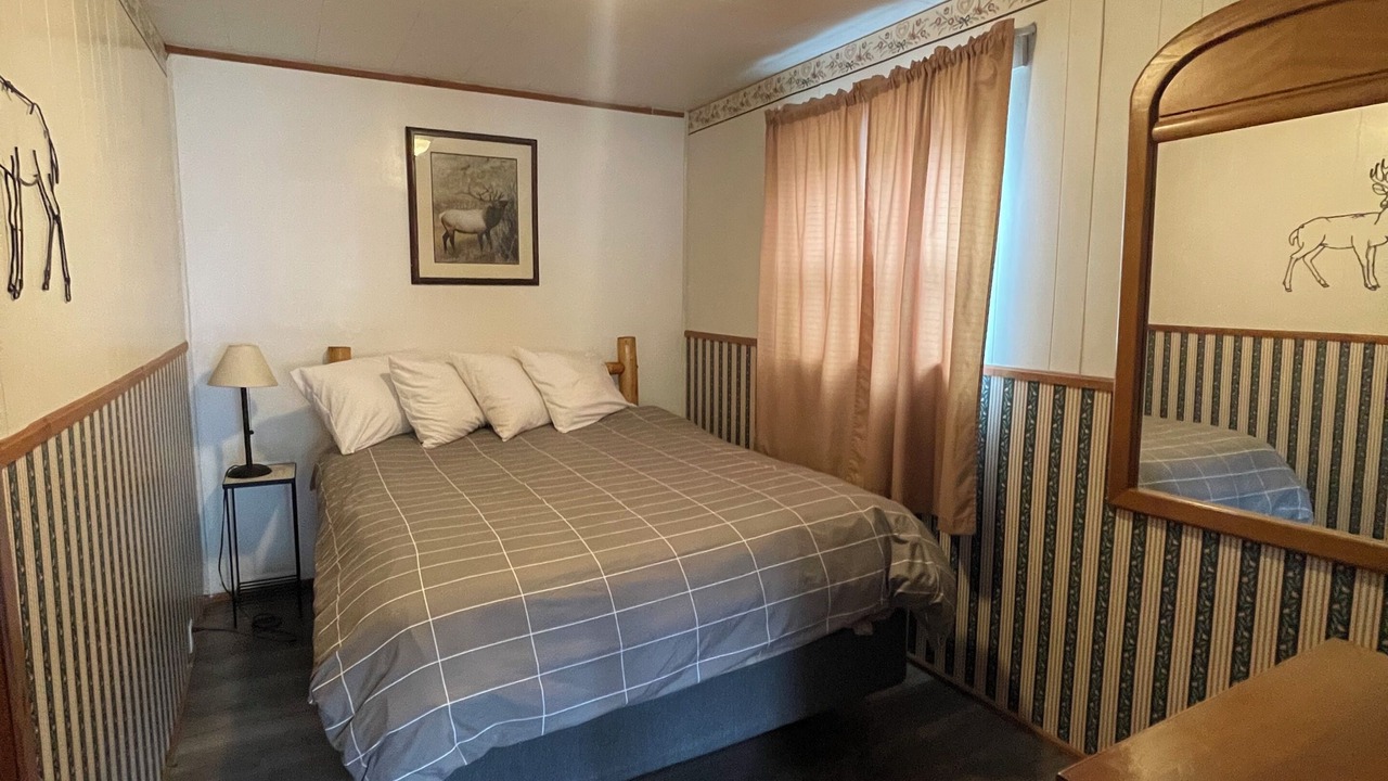 Photo of Bedroom in Grand Lake