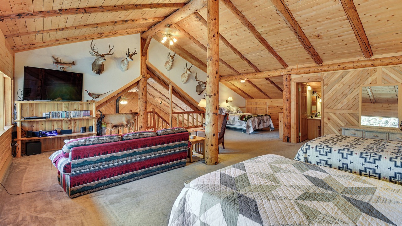 Photo of Bedroom in Gunnison