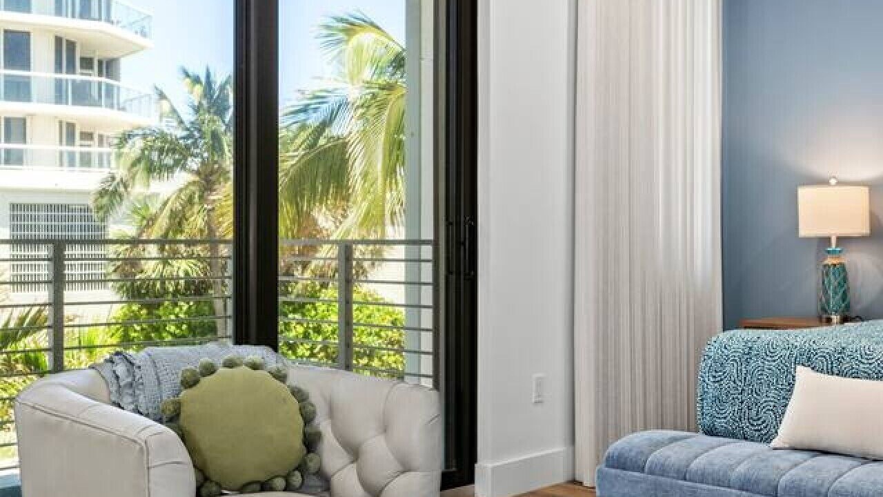 Photo of Livingroom in North Beach