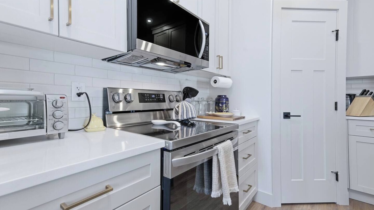 Photo of Kitchen in Lacombe