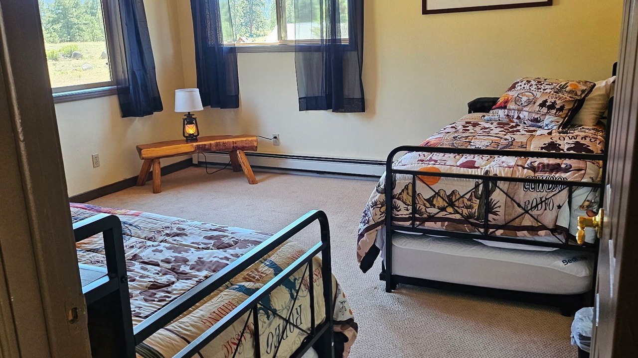 Photo of Bedroom in South Fork