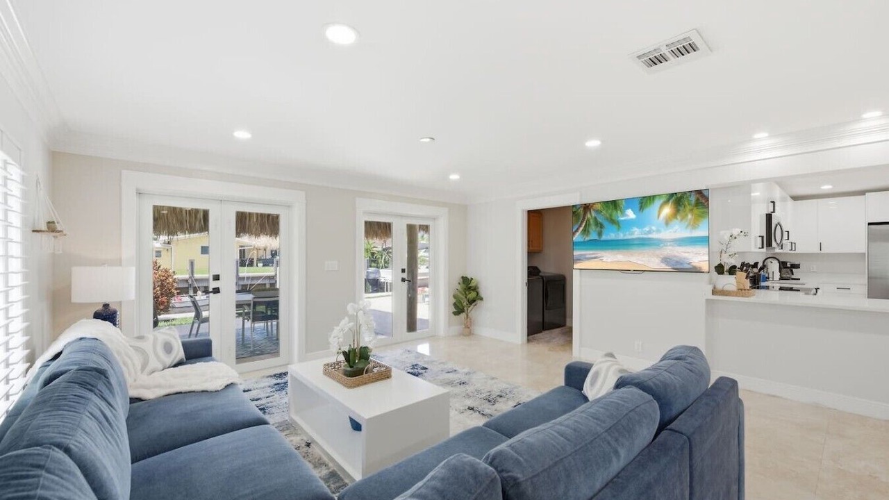 Photo of Livingroom in Garden Isles
