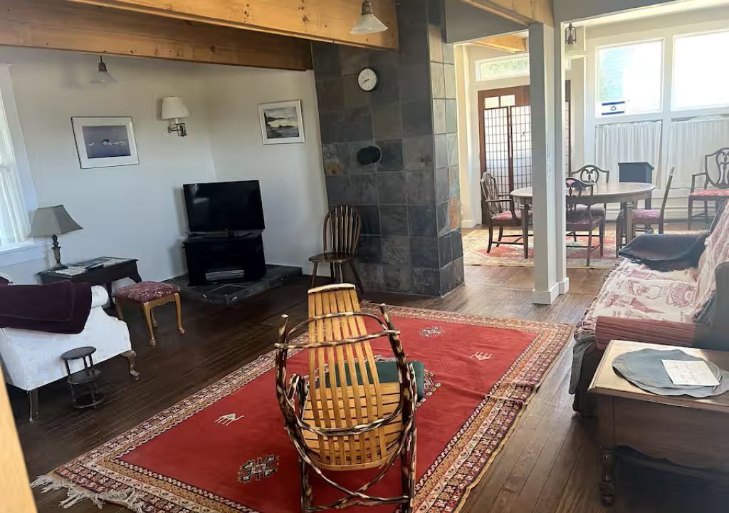 Photo of Livingroom in Jonesport