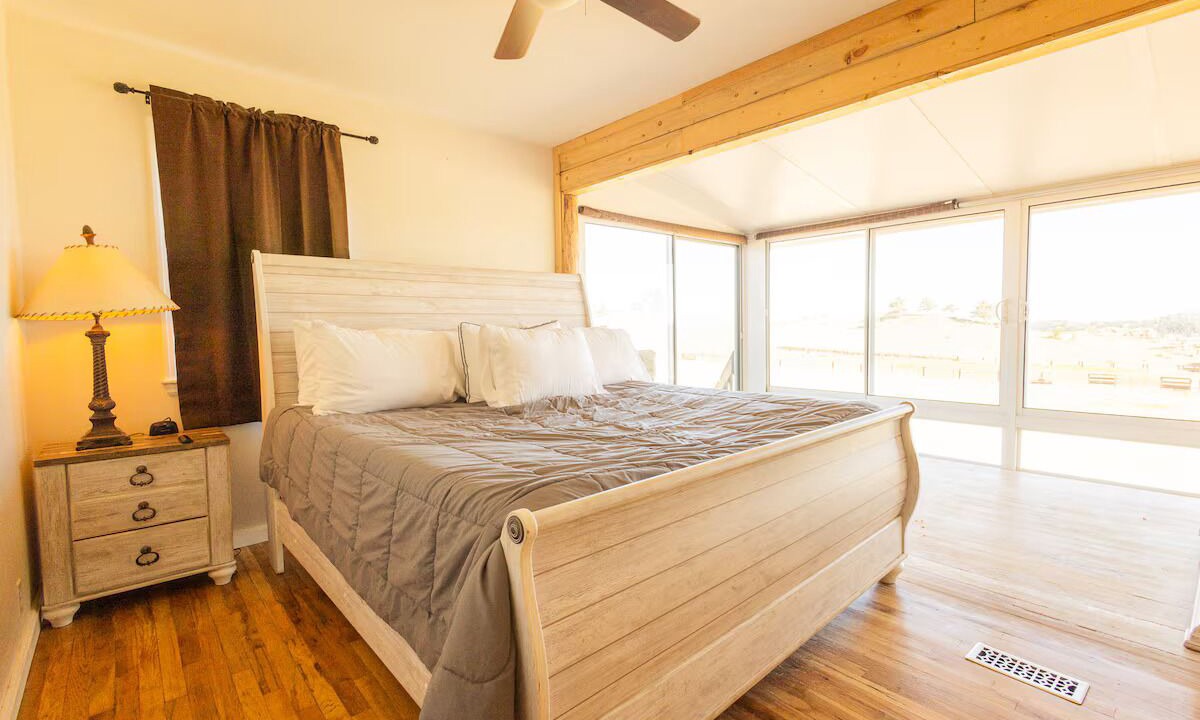 Photo of Bedroom in Granite Canon