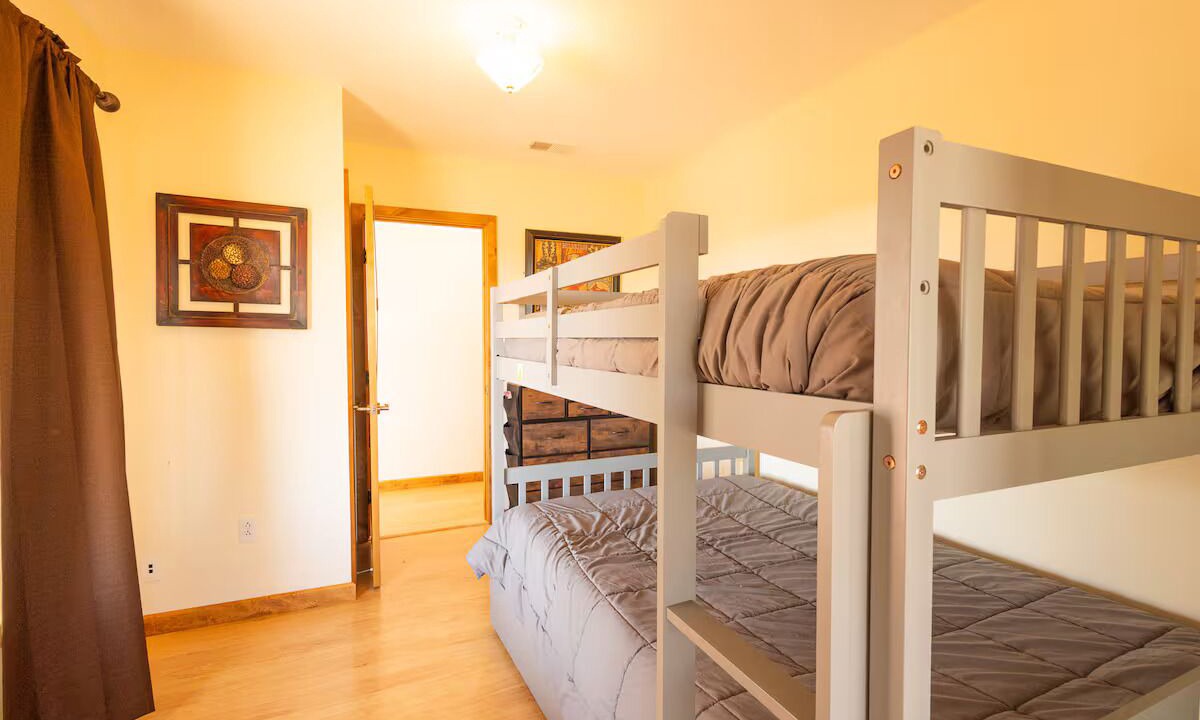 Photo of Bedroom in Granite Canon