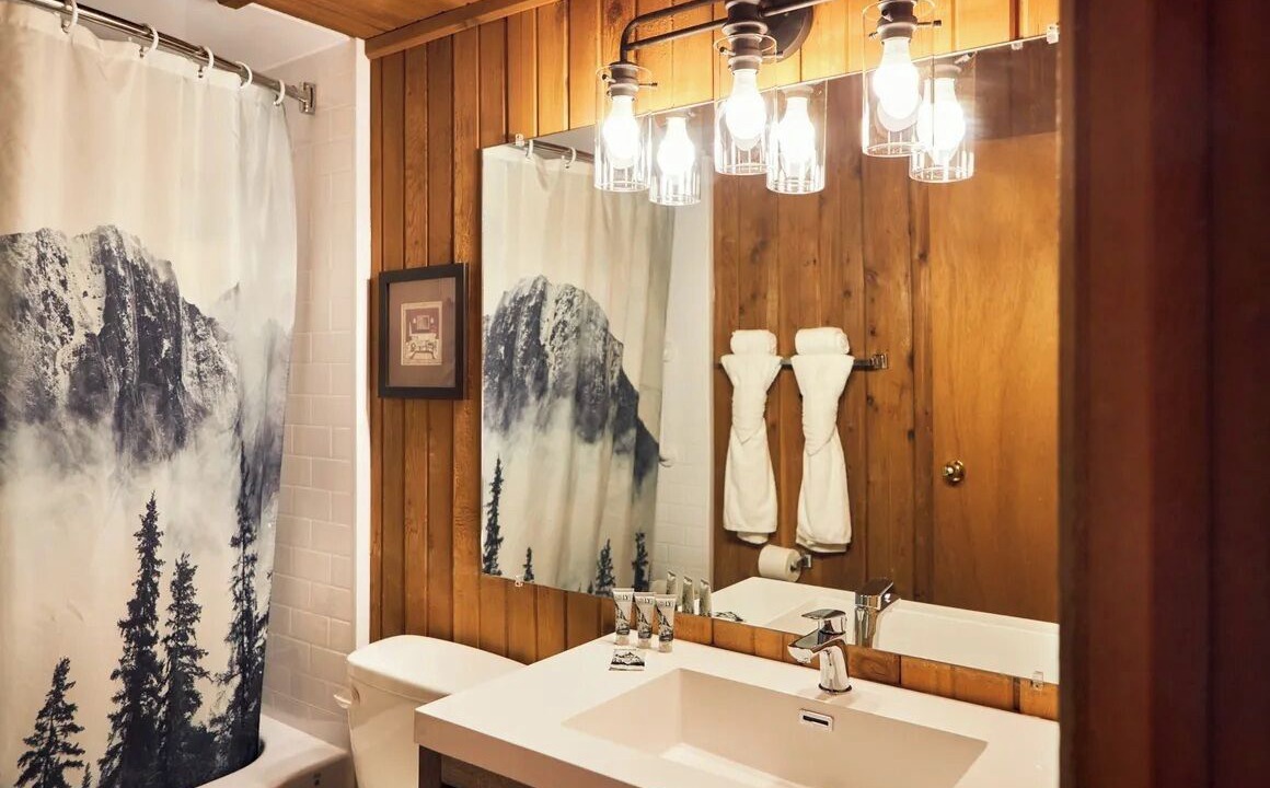 Photo of Bathroom in Canmore