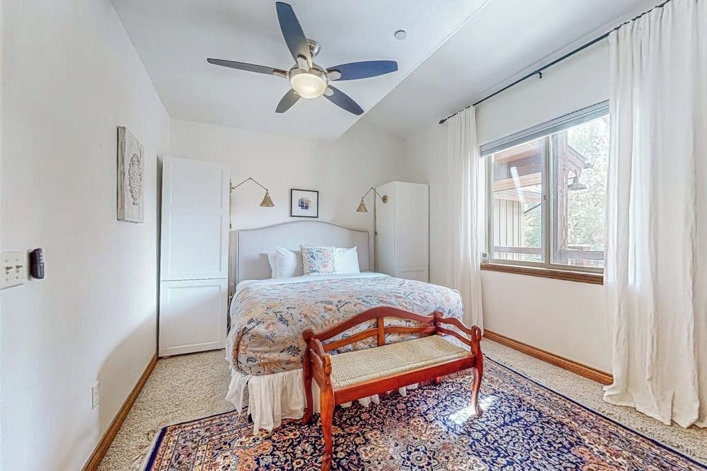 Photo of Bedroom in Willow Grove