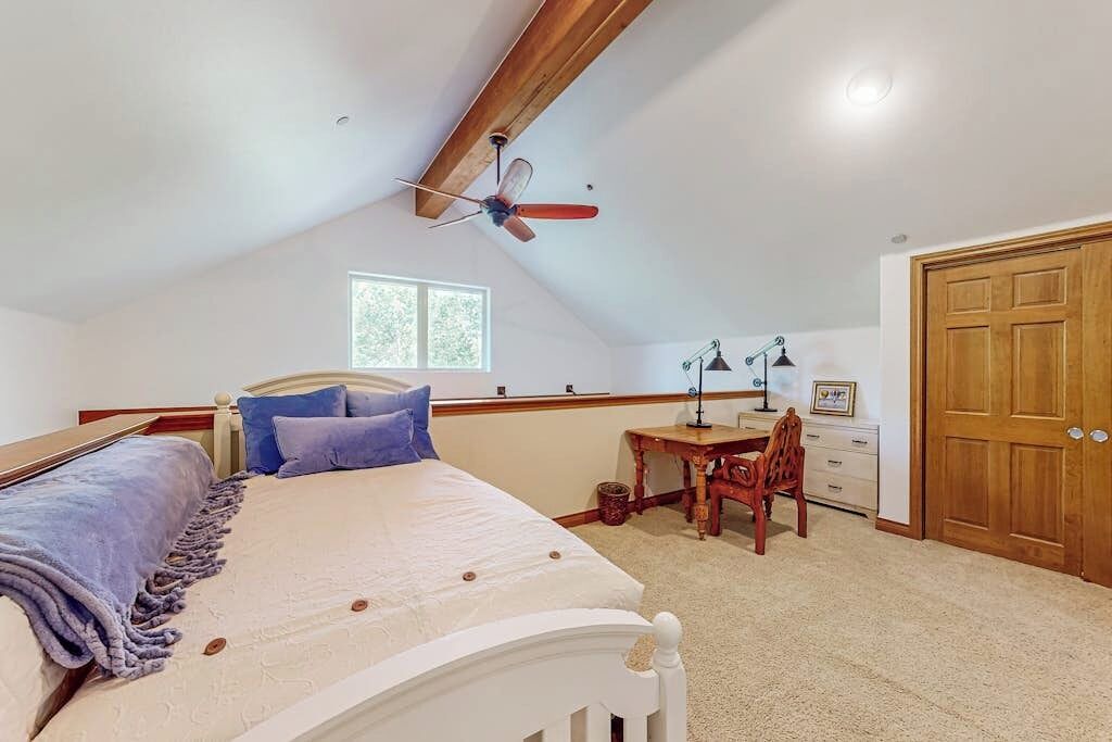 Photo of Bedroom in Willow Grove