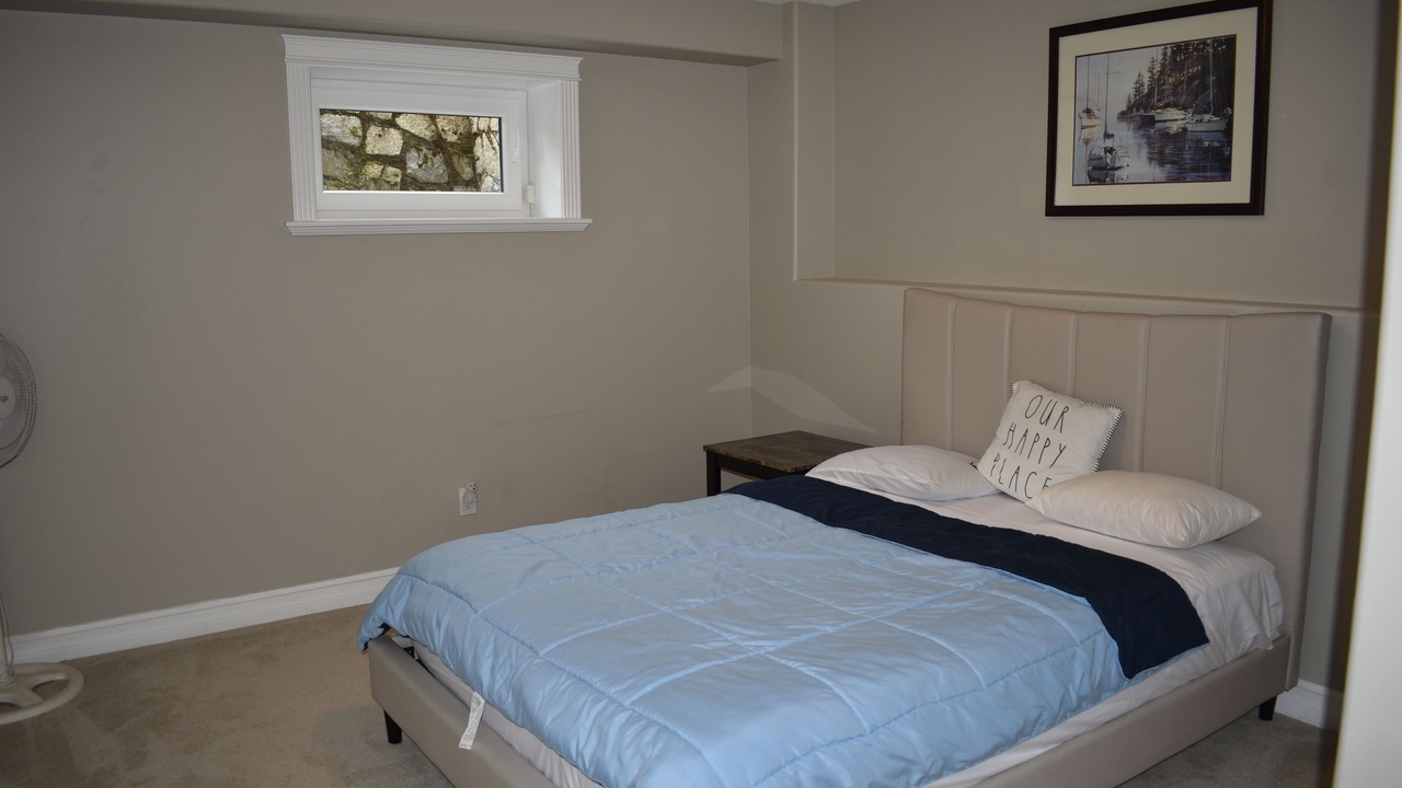 Photo of Bedroom in Gordon Head