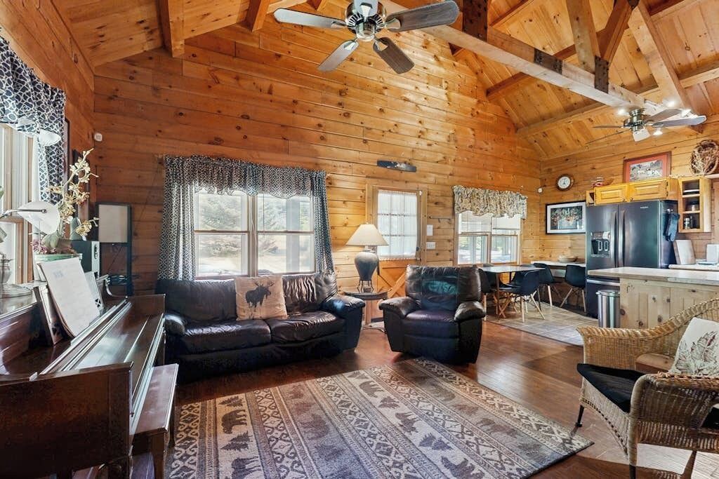 Photo of Livingroom in Easton