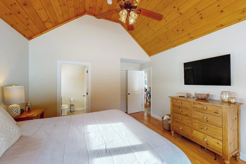 Photo of Bedroom in Jackson