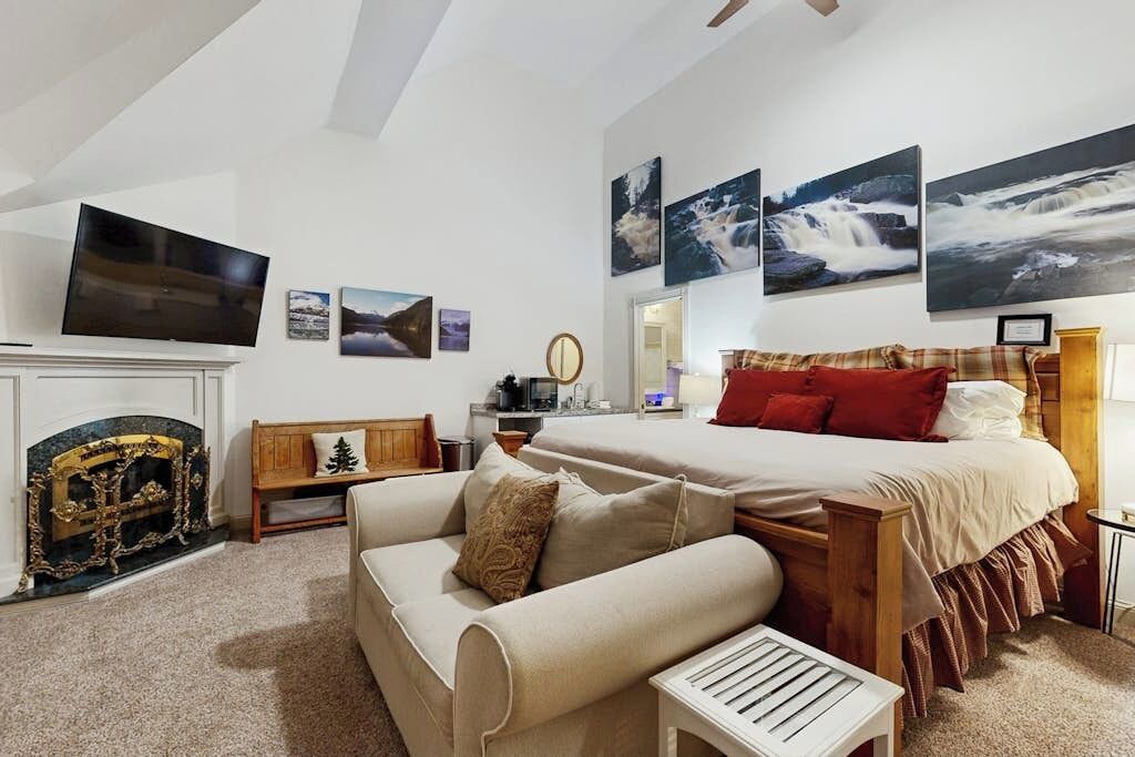 Photo of Bedroom in Jackson