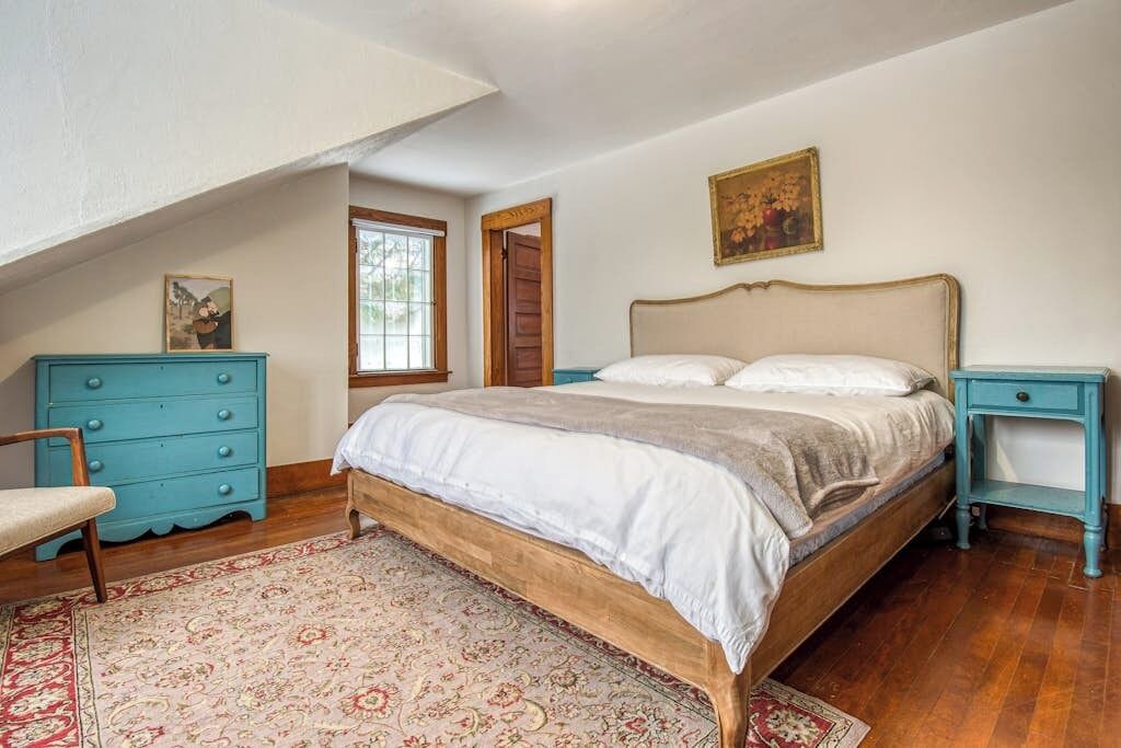 Photo of Bedroom in Bethlehem
