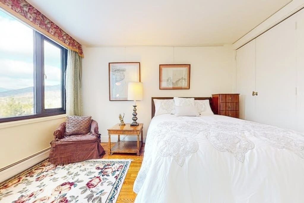 Photo of Bedroom in Jackson