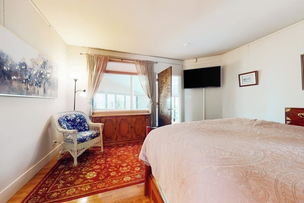 Photo of Bedroom in Jackson