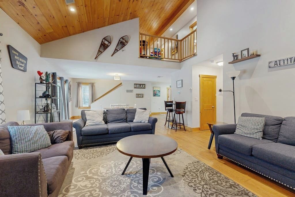 Photo of Livingroom in Bartlett