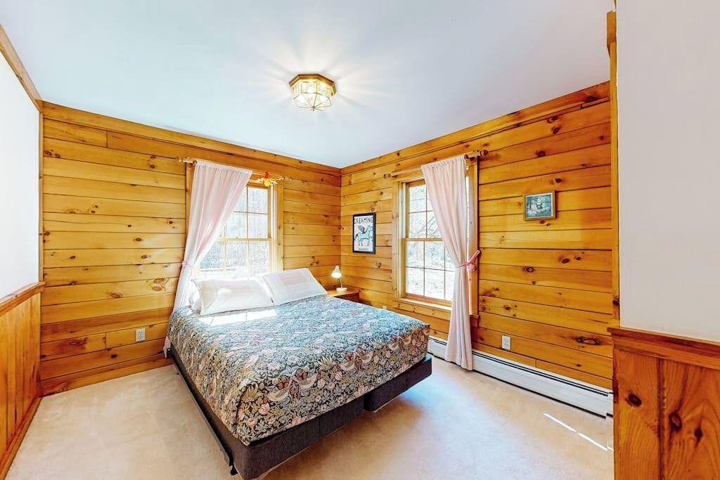 Photo of Bedroom in Easton