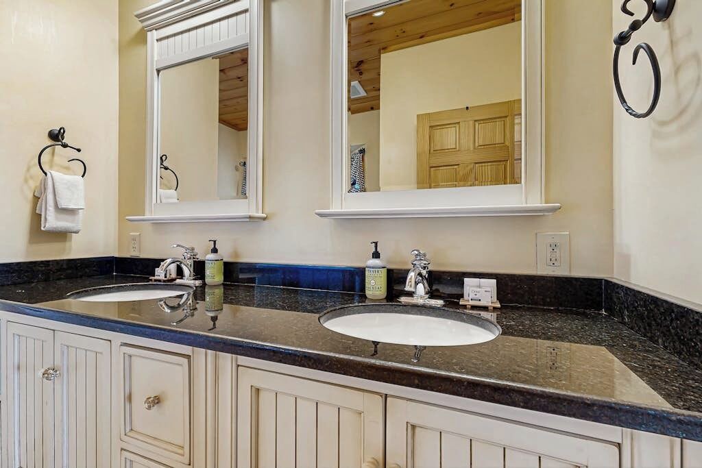 Photo of Bathroom in Bethlehem