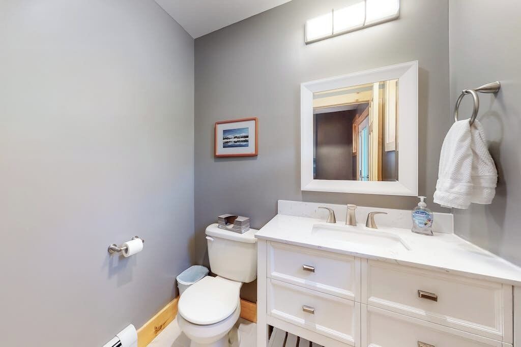 Photo of Bathroom in Intervale