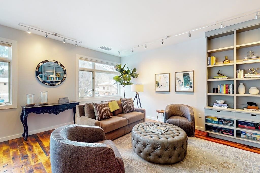 Photo of Livingroom in Jackson