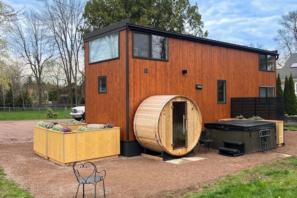 Photo of Outdoor in Malletts Bay