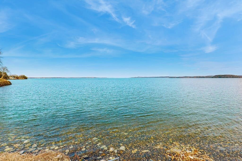Photo of Others in Malletts Bay
