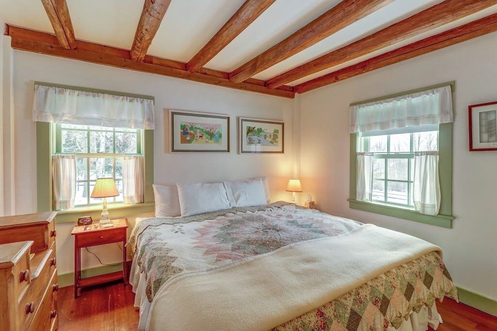 Photo of Bedroom in Belmont