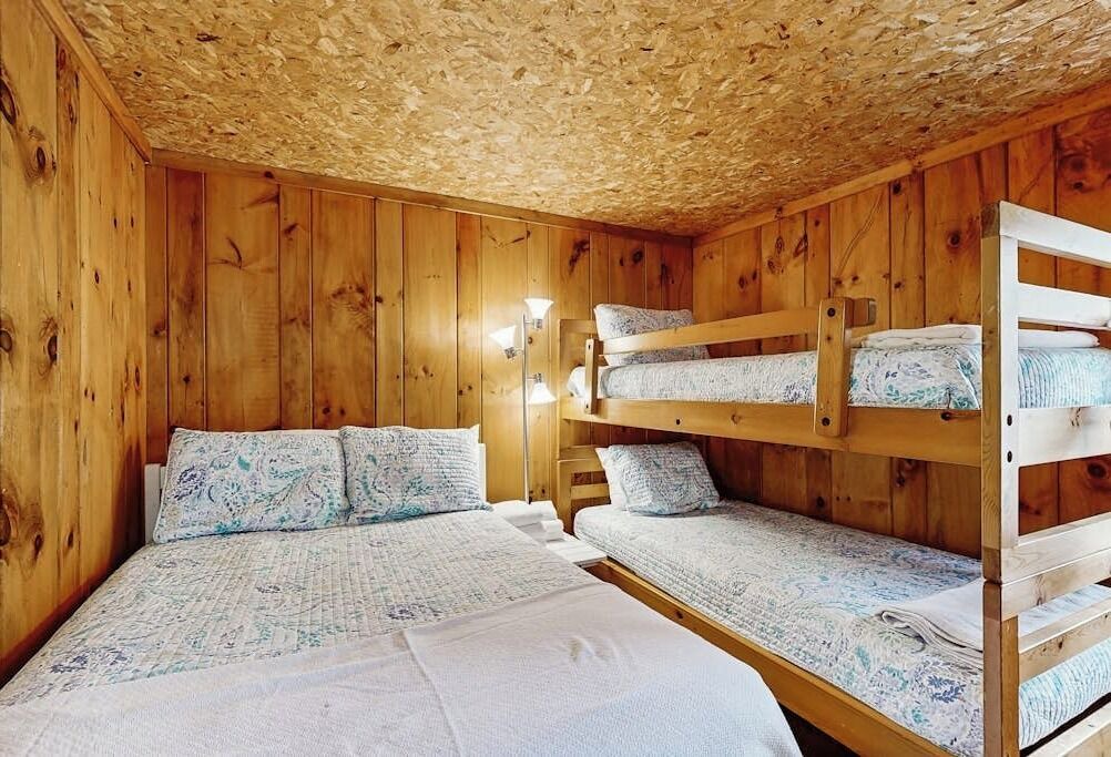 Photo of Bedroom in Malletts Bay