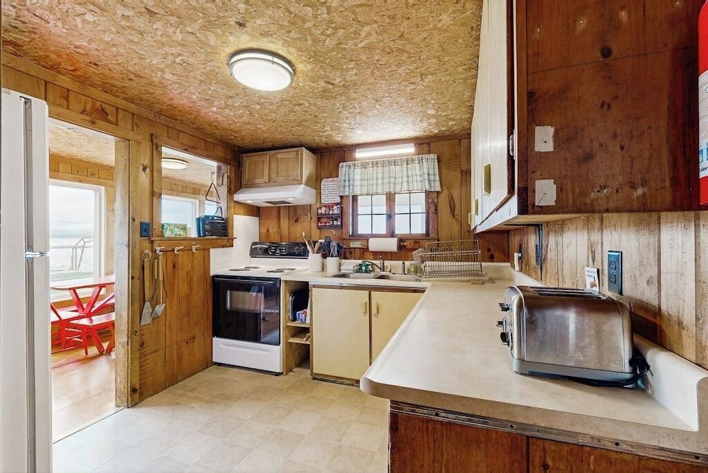Photo of Kitchen in Malletts Bay