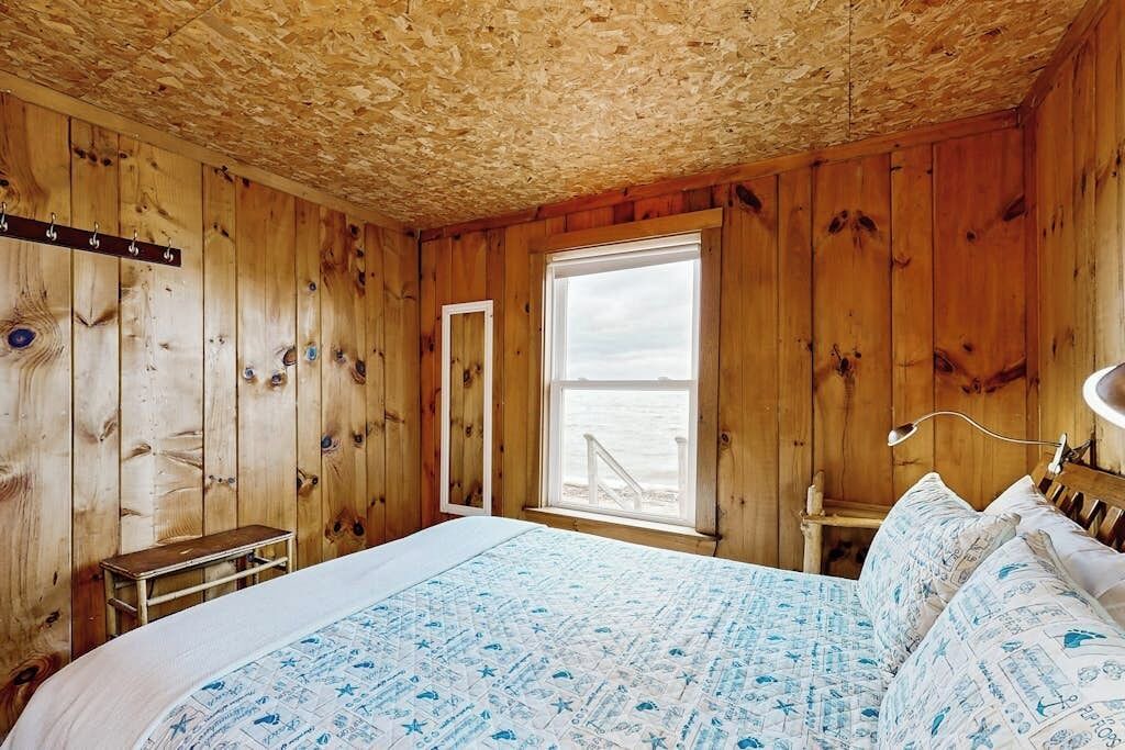 Photo of Bedroom in Malletts Bay