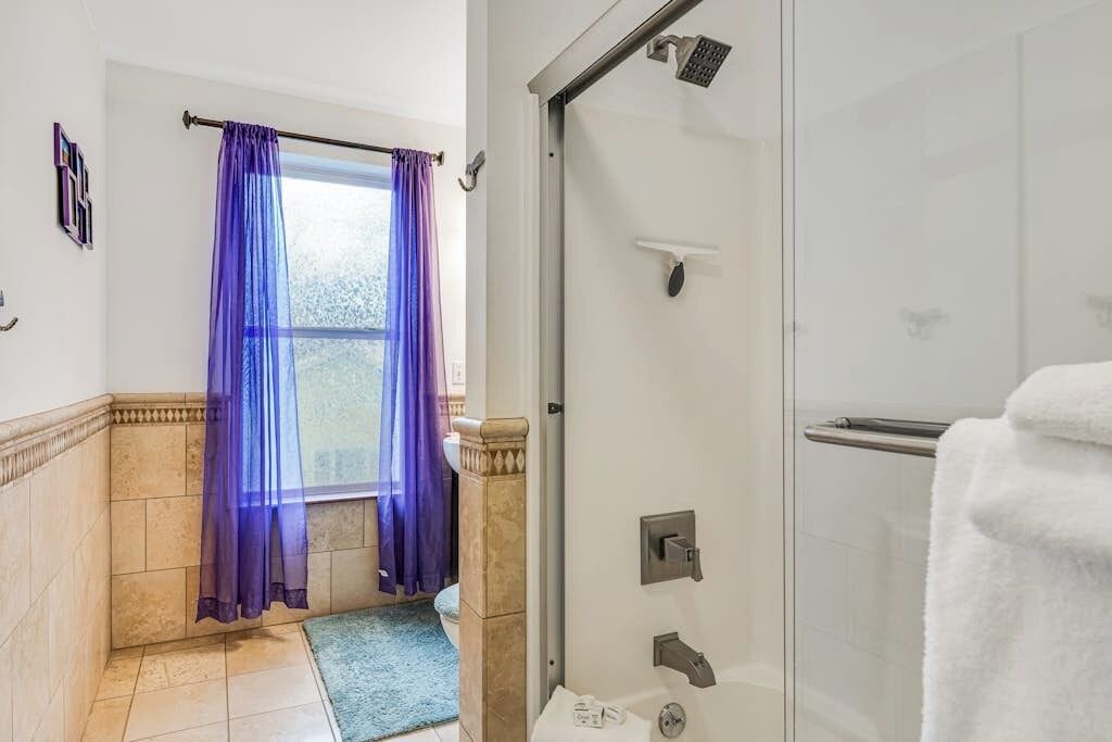 Photo of Bathroom in Malletts Bay