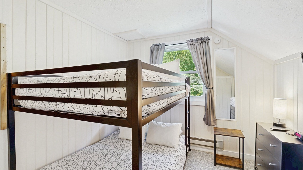 Photo of Bedroom in Montgomery Center