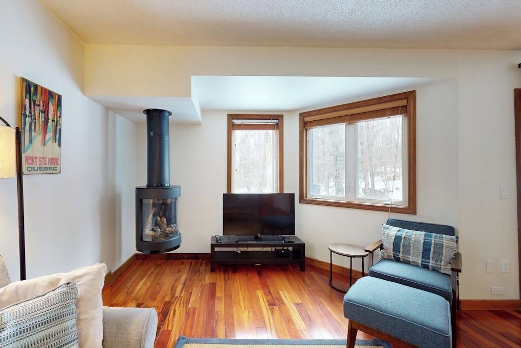 Photo of Livingroom in North Troy