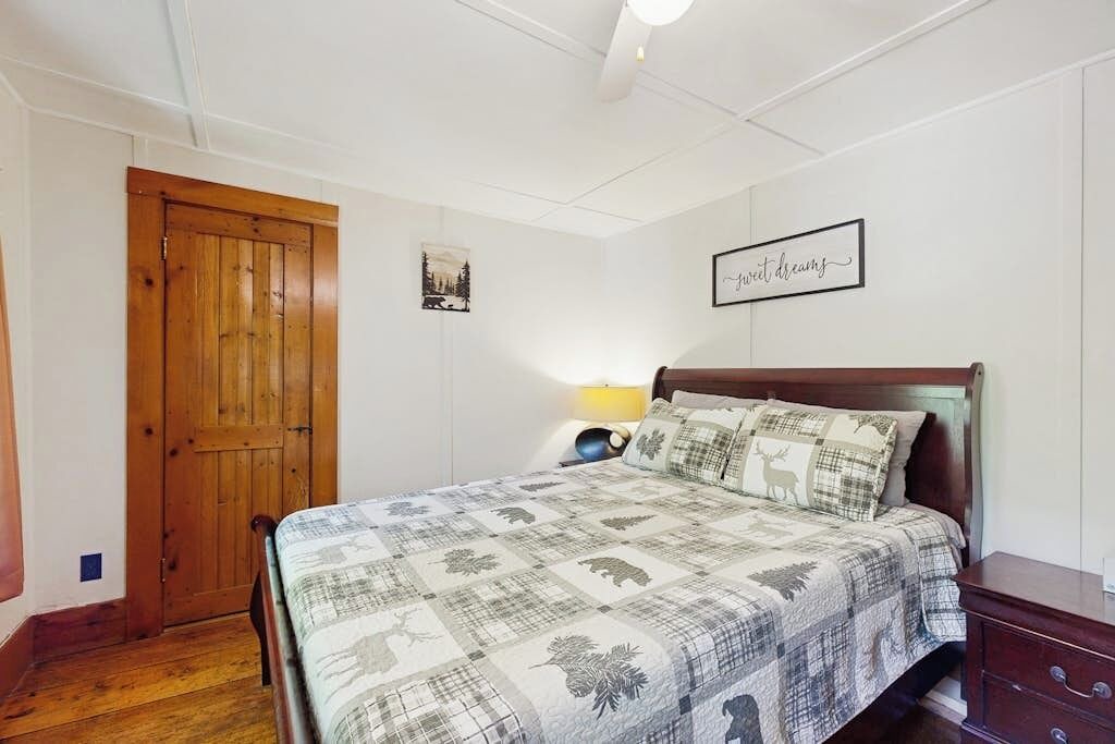 Photo of Bedroom in Jefferson