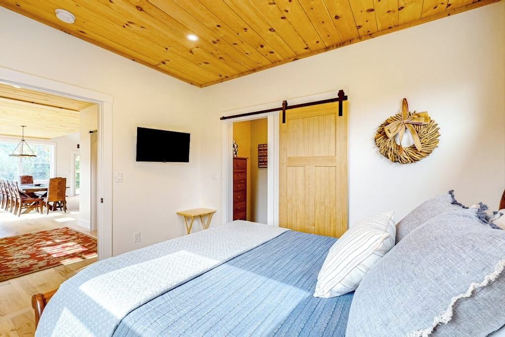 Photo of Bedroom in Whitefield