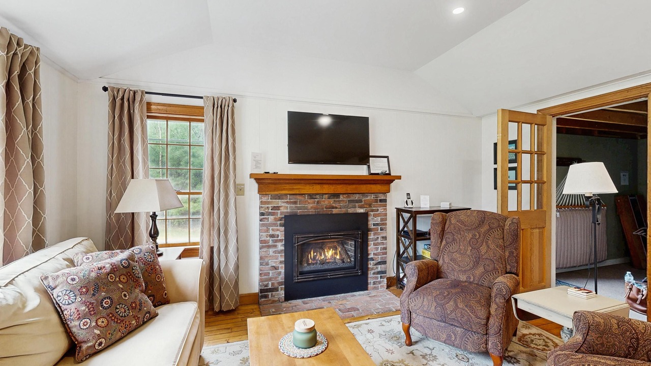 Photo of Livingroom in Easton