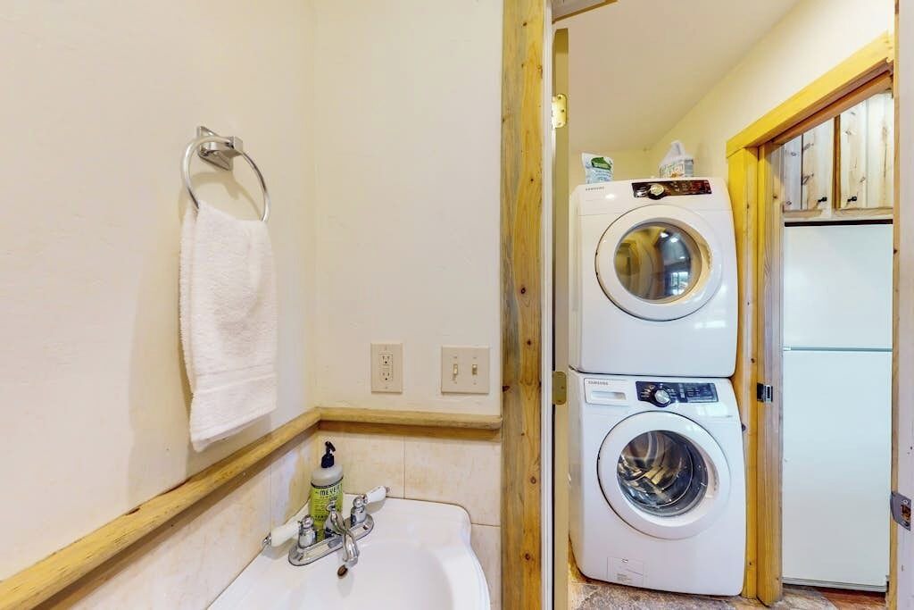 Photo of Bathroom in Alpine Village