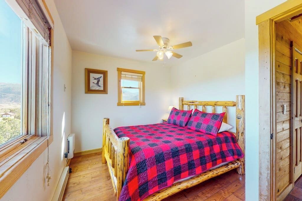 Photo of Bedroom in Alpine Village