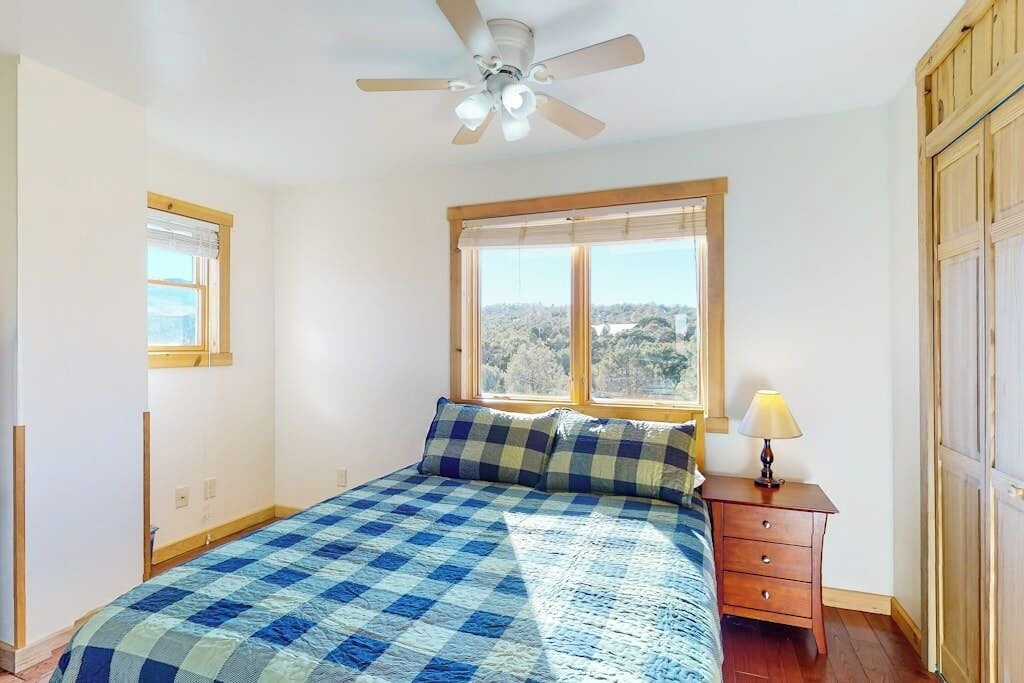 Photo of Bedroom in Alpine Village