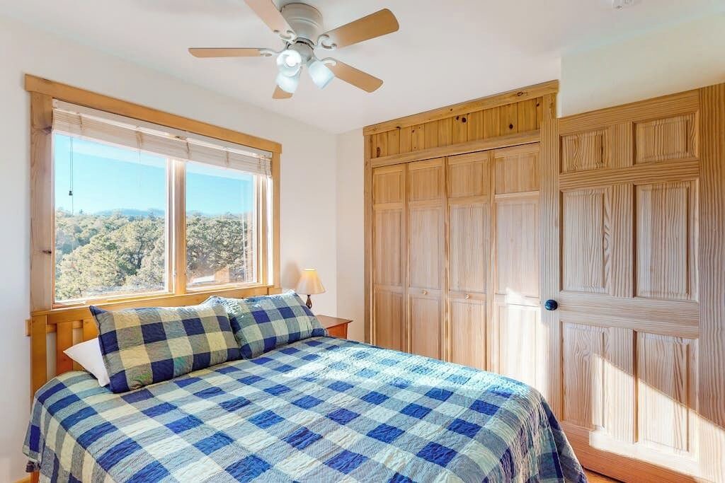 Photo of Bedroom in Alpine Village