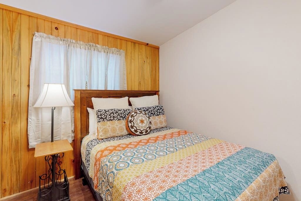 Photo of Bedroom in South Fork