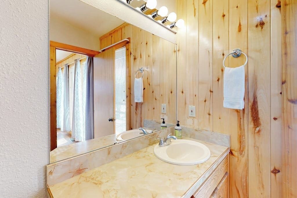 Photo of Bathroom in South Fork