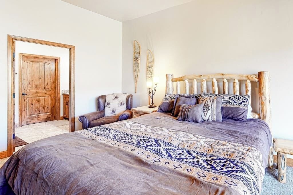 Photo of Bedroom in Pagosa Springs