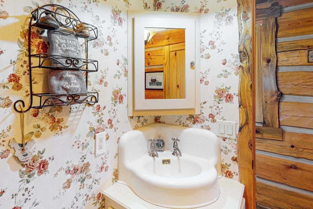 Photo of Bathroom in Pagosa Meadows IV