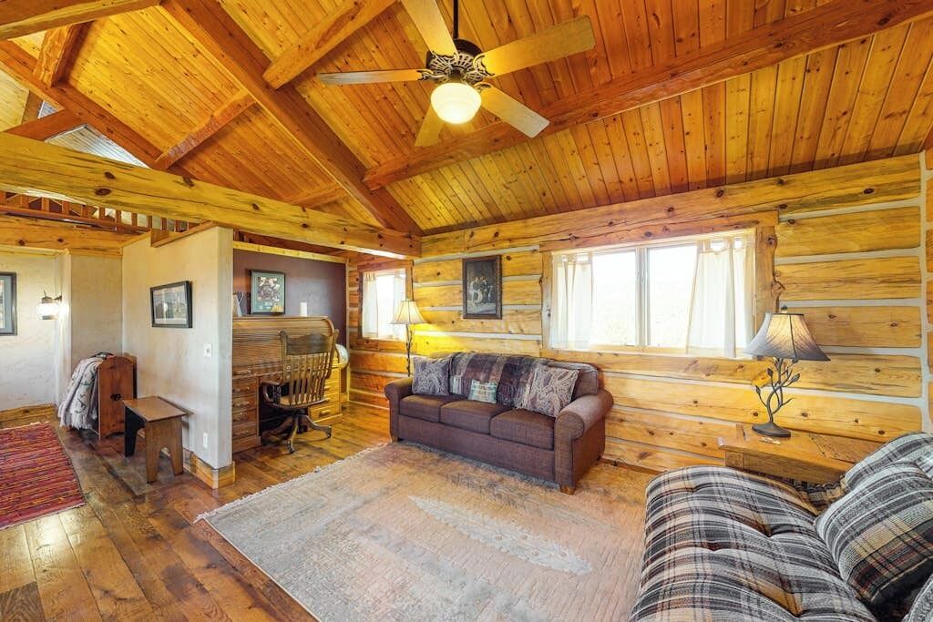 Photo of Livingroom in Pagosa Meadows IV