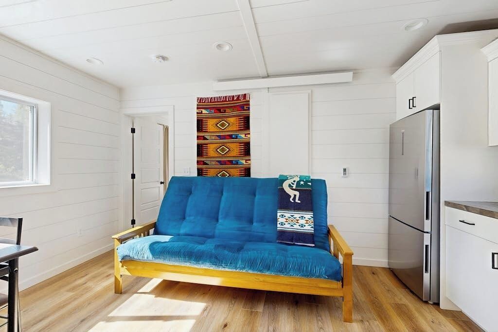 Photo of Livingroom in Aspen Springs