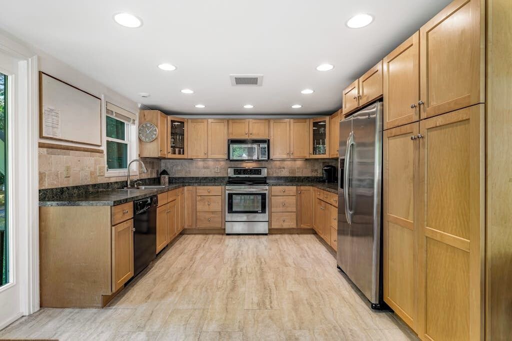 Photo of Kitchen in Neshobe Beach